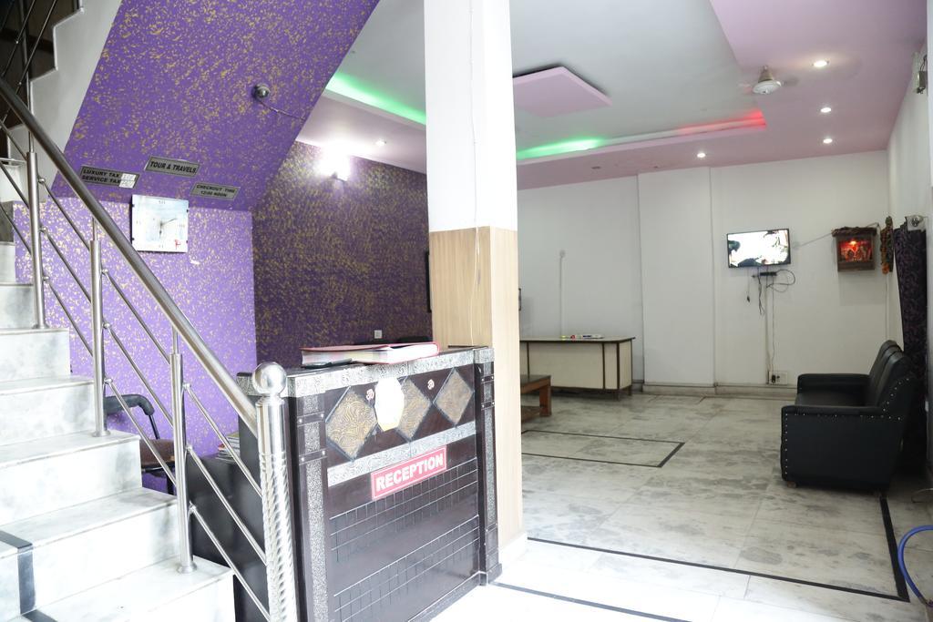 Hotel Airport Land Nueva Delhi Exterior foto